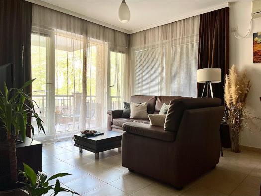 J&M Apartment Kotor Extérieur photo