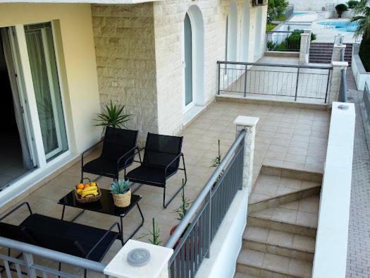 J&M Apartment Kotor Extérieur photo