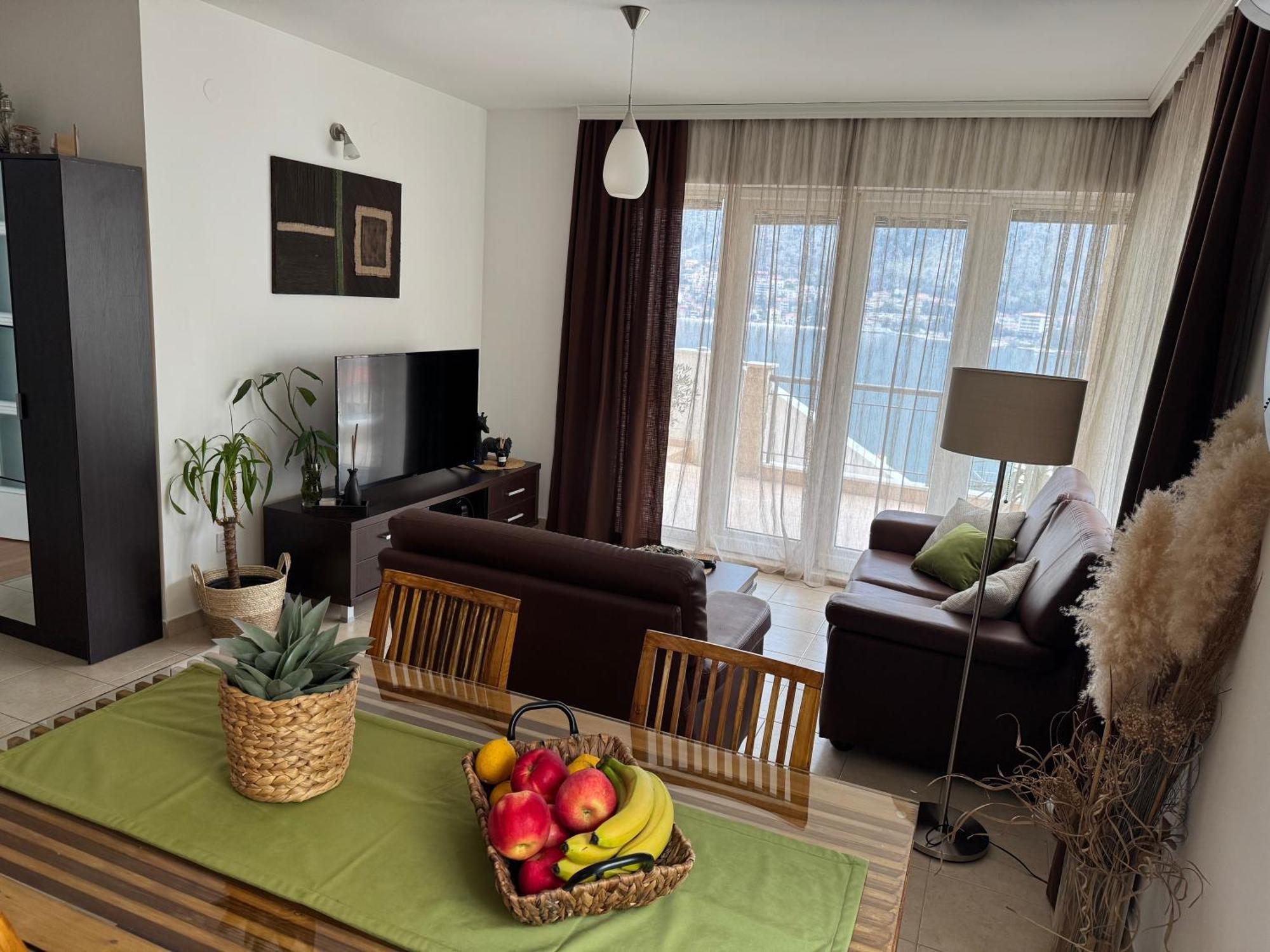 J&M Apartment Kotor Extérieur photo